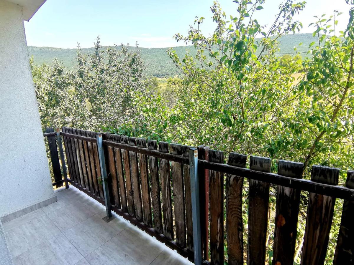 Una National Park Apartment Bihać 외부 사진