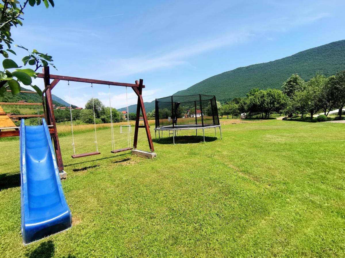 Una National Park Apartment Bihać 외부 사진