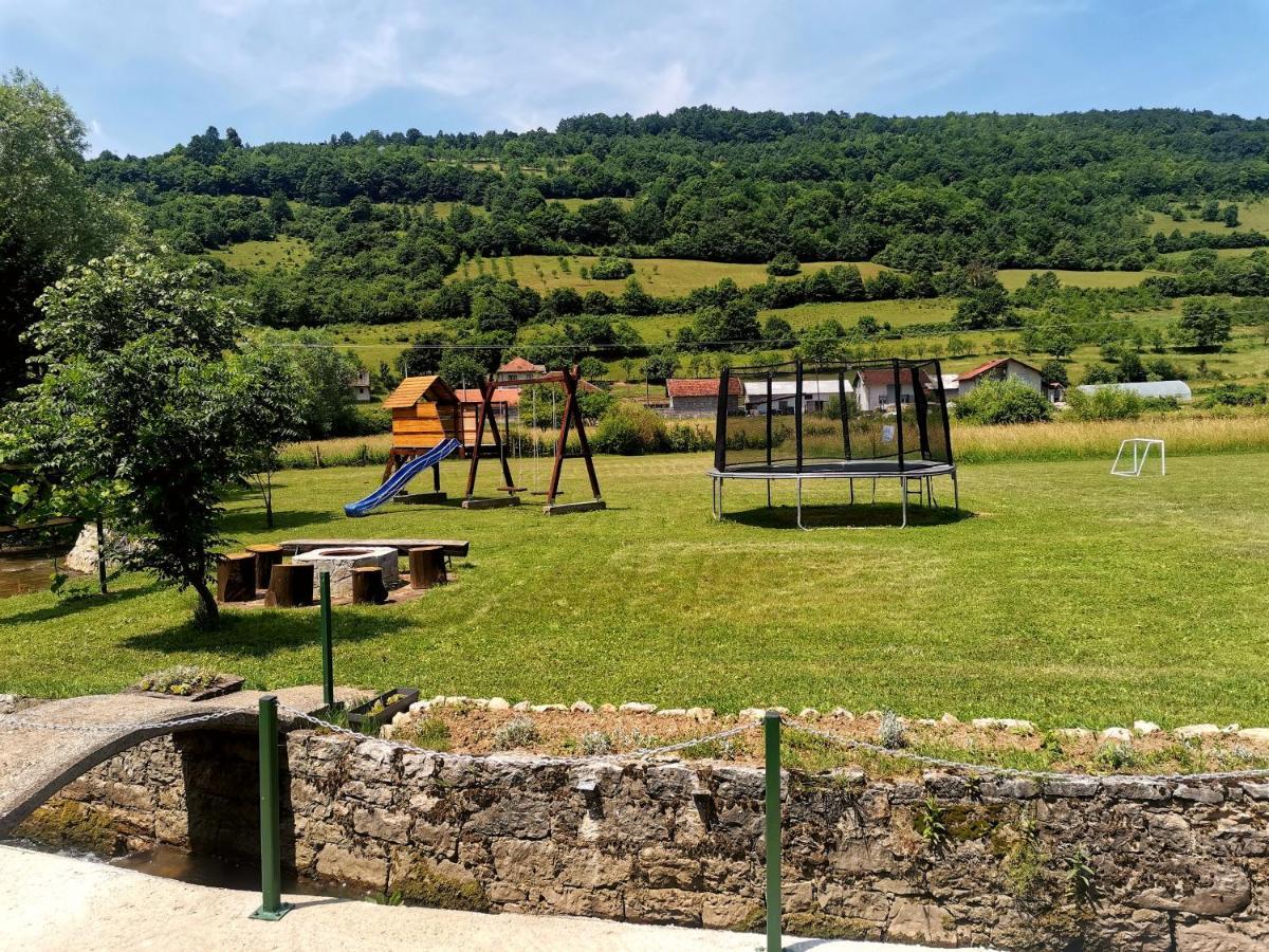 Una National Park Apartment Bihać 외부 사진